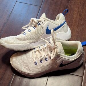 Nike Zoom Volleyball Cream Mesh Sneakers with Blue Nike Swoosh